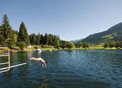 Baden-und-Schwimmen