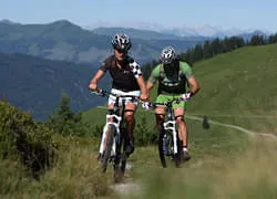 Mountainbiker-und-Genussradler